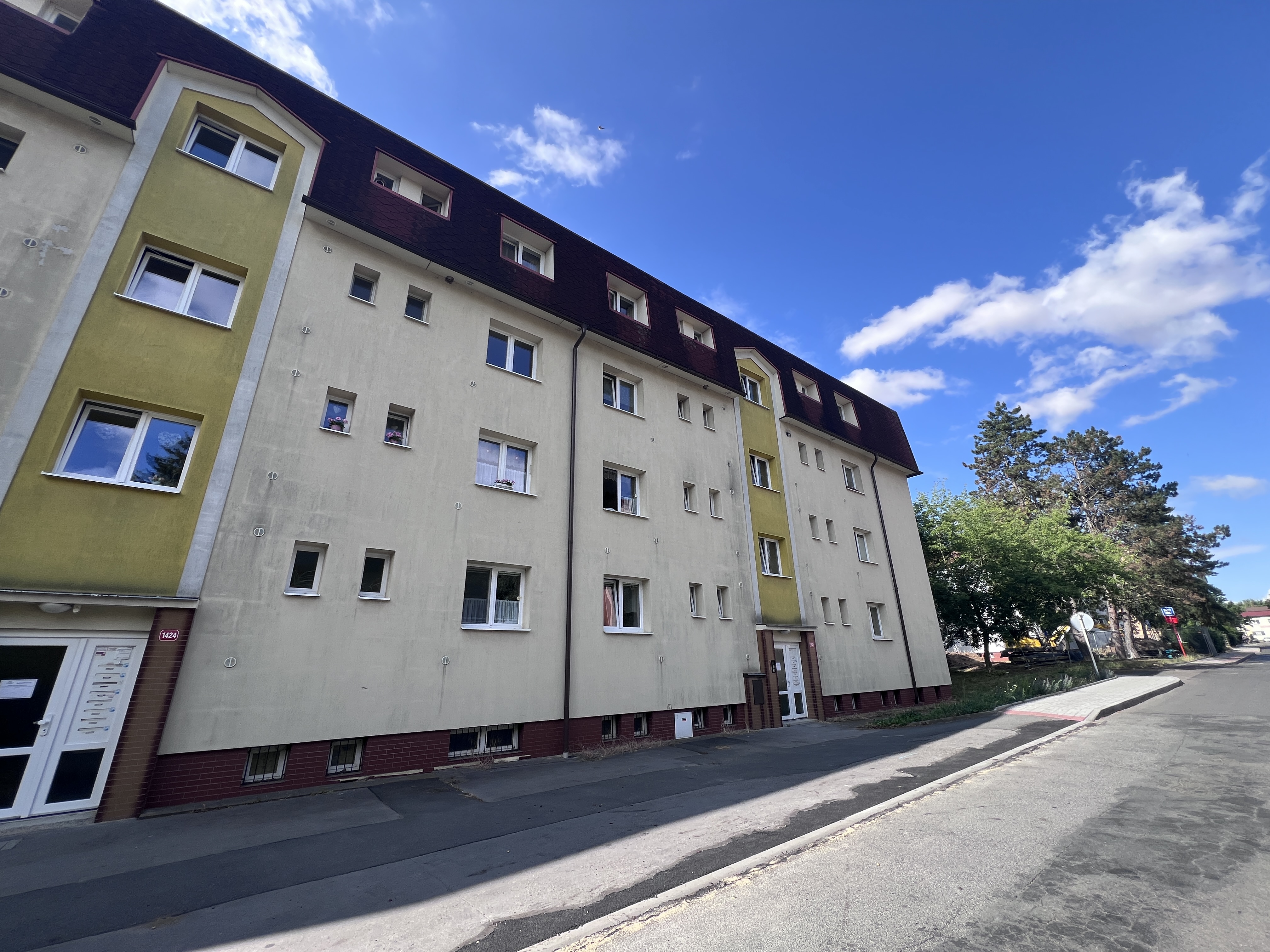 Pronájem bytu č. 1 o velikosti  2+1, Arbesova 1425, Slaný